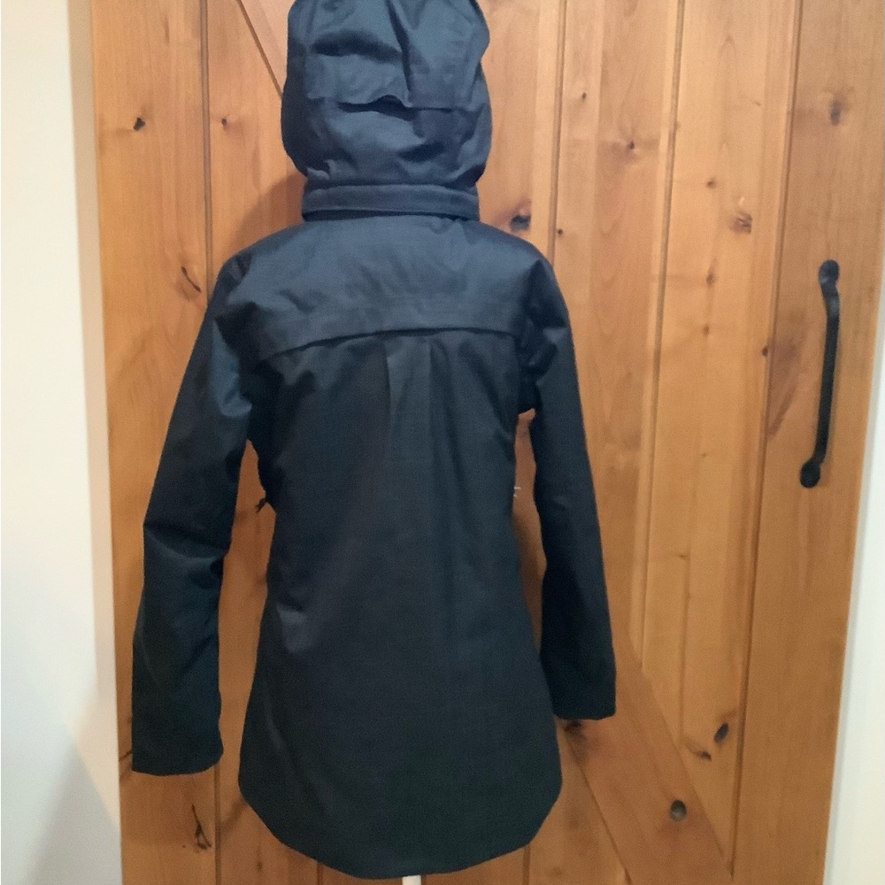 Helly Hansen Helly Tech Performance Ski/Snowboarding Jacket - Picture 3 of 11